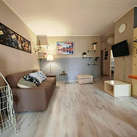 Sg Family - Casa Del Bassotto Apartment Peschiera del Garda